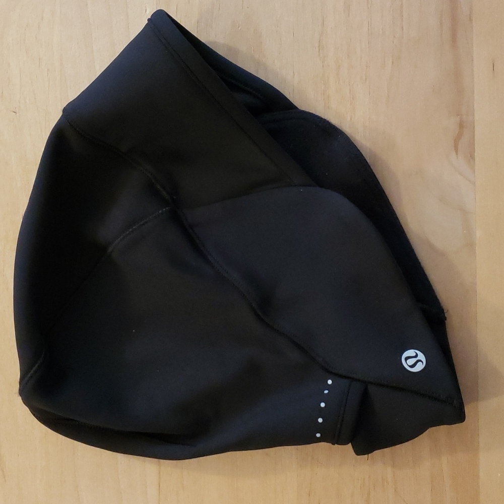 Lululemon Run for It All Beanie / Ponytail running hat